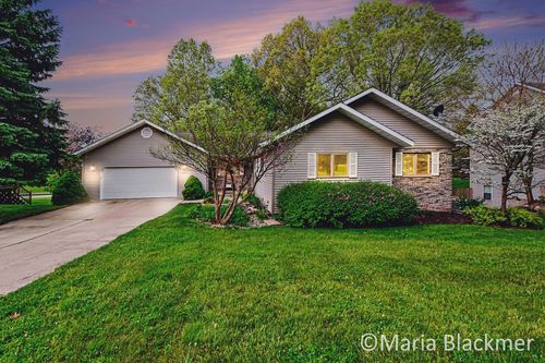 947 Southview Dr, Ionia, MI, 48846-9788 | Card Image
