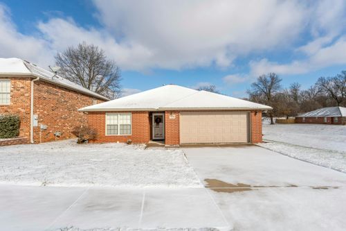 2105 Swallow Street, Springfield, MO, 65810 | Card Image