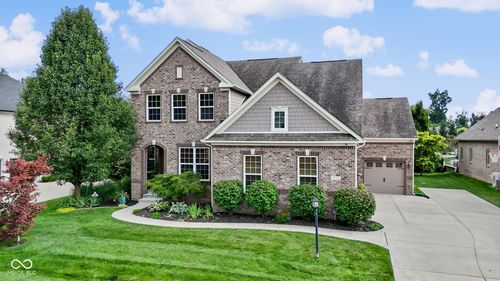 5719 Autumn Breeze Ln, Indianapolis, IN, 46237-9431 | Card Image