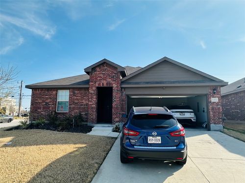 1452 Stuarts Forest Dr, Denton, TX, 76207-2195 | Card Image