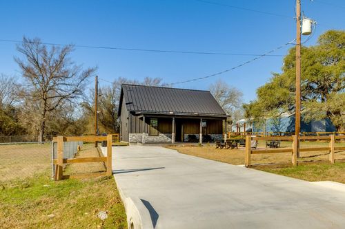 205 Cedar Rd, Somerville, TX, 77879-6364 | Card Image