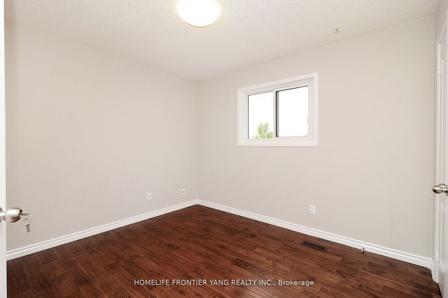 8 Wigston Crt, House other with 5 bedrooms, 3 bathrooms and 4 parking in Whitby ON | Image 26