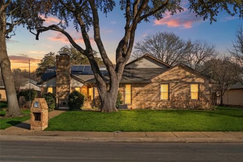 322 N Greenstone Ln, Duncanville, TX, 75116-4350 | Card Image