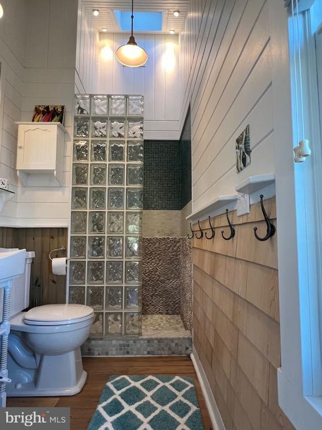 204 Coral St, House other with 5 bedrooms, 3 bathrooms and null parking in BEACH HAVEN NJ | Image 50