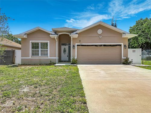 5065 67th Way N, St Petersburg, FL, 33709 | Card Image