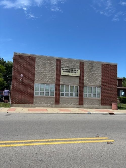 1632 Sheridan Rd, North Chicago, IL, 60064-2211 | Card Image