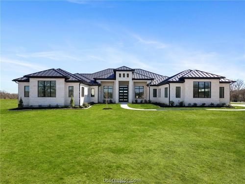 4558 Hicks Ln, College Station, TX, 77845-3068 | Card Image