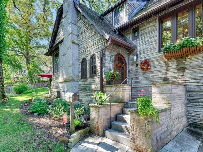 4 - Exterior Front Entry.jpg | Image 4