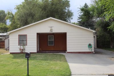 732 N Carrington Avenue, House other with 2 bedrooms, 2 bathrooms and null parking in Buffalo WY | Image 3