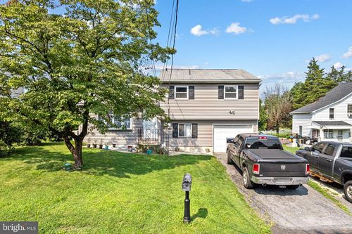 2300 S Filbert St, Allentown, PA, 18103-5936 | Card Image