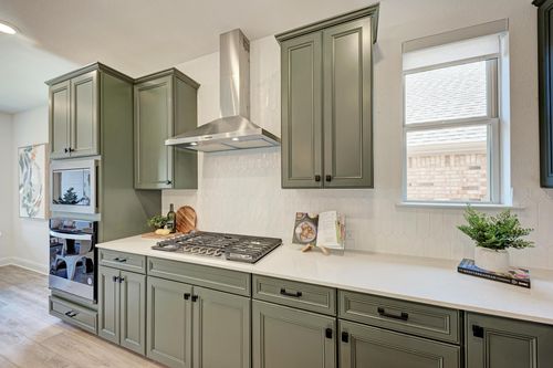229 Canyoncrest Way, Liberty Hill, TX, 78642-2618 | Card Image