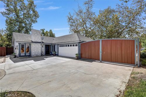 22602 Cottonwood Cir, Lake Forest, CA, 92630-3018 | Card Image