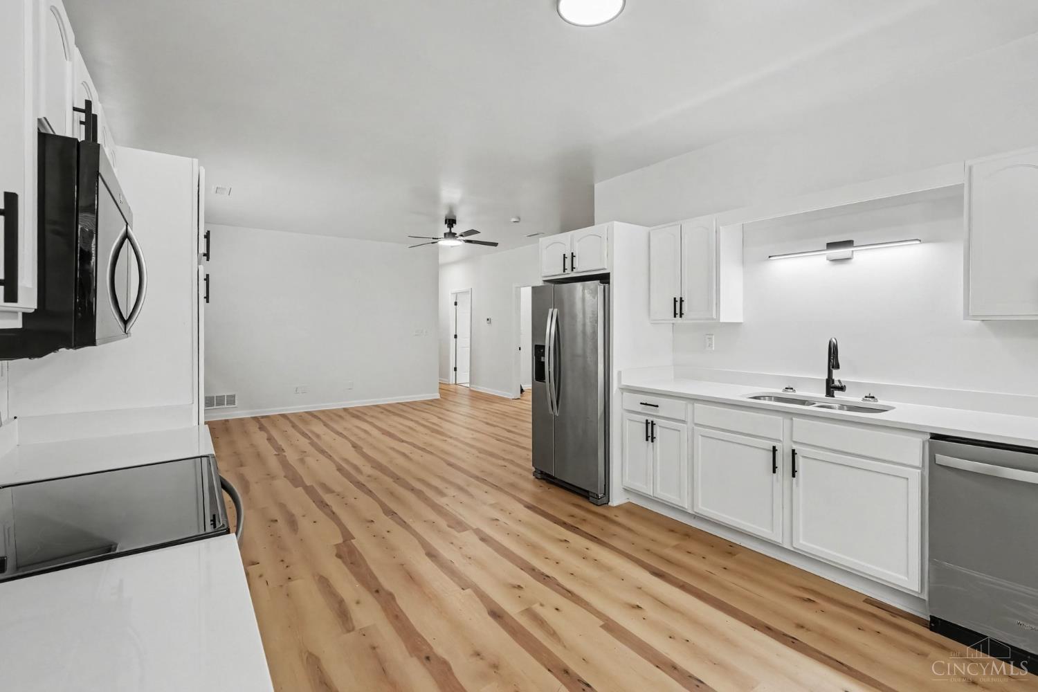 Residential in Elmwood Place 5