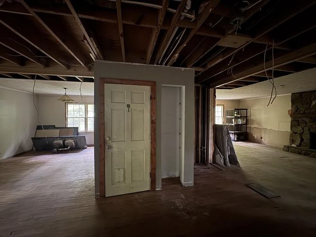 372 Nalley Dr, House other with 4 bedrooms, 3 bathrooms and null parking in Stone Mountain GA | Image 7