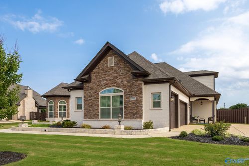 20727 Lakewood Dr, Athens, AL, 35611-6195 | Card Image