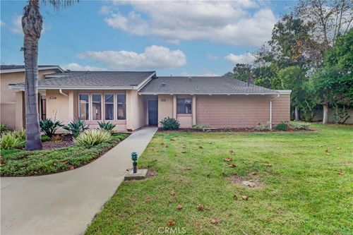 911d-8566 Sierra Cir, Huntington Beach, CA, 92646-8621 | Card Image