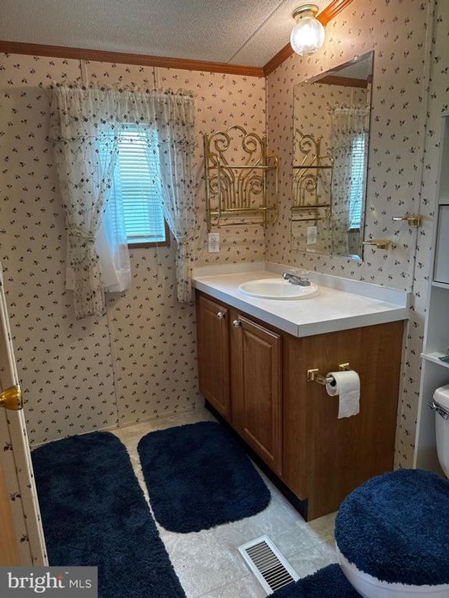 34957 Starboard Ct, House other with 3 bedrooms, 2 bathrooms and null parking in MILLSBORO DE | Image 9