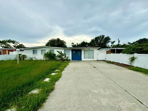 6816 W Burke St, TAMPA, FL, 33634-5008 | Card Image