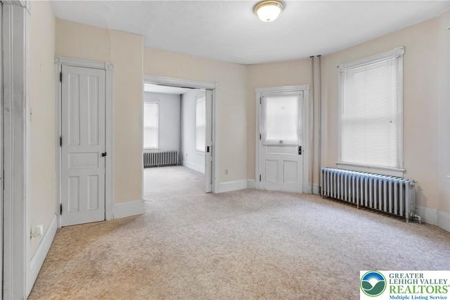 170 S Whitfield St, Home with 3 bedrooms, 2 bathrooms and 4 parking in Nazareth PA | Image 21