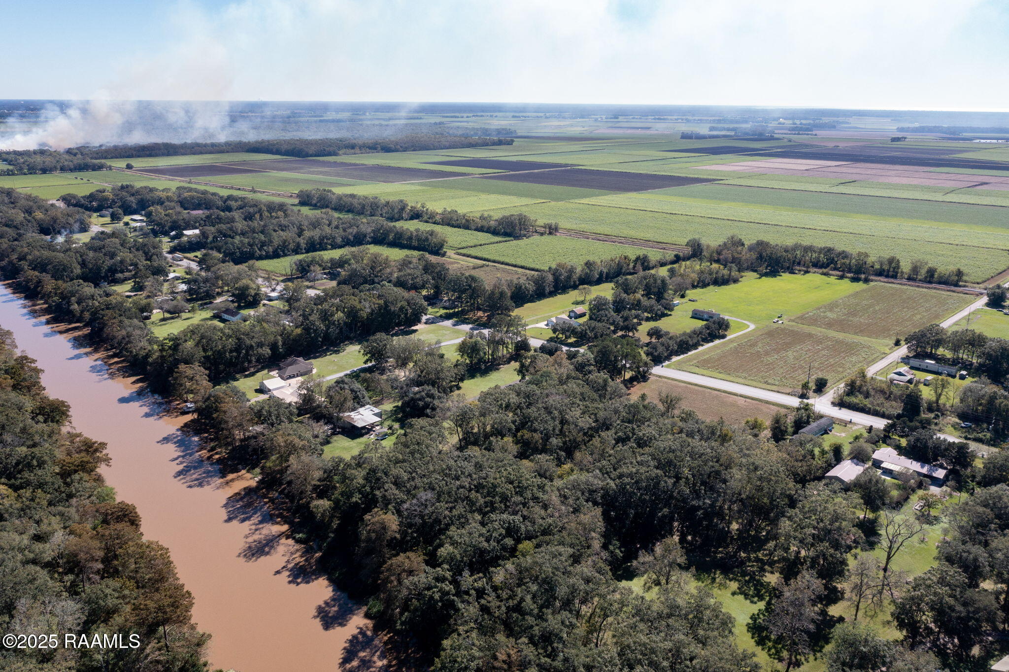 Land in Jeanerette 3
