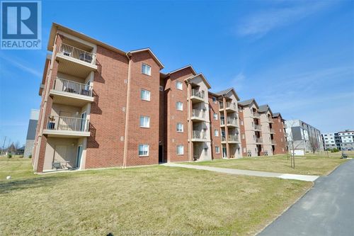 107-2650 Sandwich West Pky, LaSalle, ON, N9H0A7 | Card Image