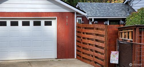 919 Pioneer Way, Shelton, WA, 98584-3622 | Card Image