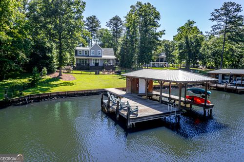 110 Harbour Pt Nw, Milledgeville, GA, 31061-9456 | Card Image