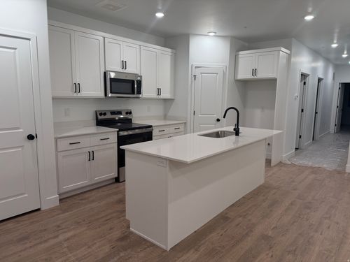 6-204-216 E 850 S, Spanish Fork, UT, 84660-3415 | Card Image