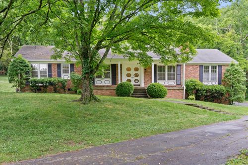 7970 Hooten Hows Rd, Nashville, TN, 37221-1008 | Card Image