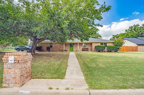 1300 4th St, Granbury, TX, 76048-2536 | Card Image
