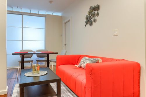 204-440 Richards St, Vancouver, BC, V6B2Z3 | Card Image
