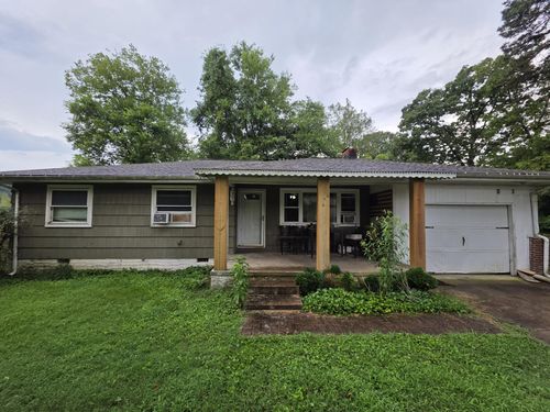 110 Mountain View Dr, Soddy Daisy, TN, 37379-5433 | Card Image