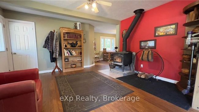 73615 10 Sideroad, House other with 3 bedrooms, 1 bathrooms and 10 parking in Meaford ON | Image 5