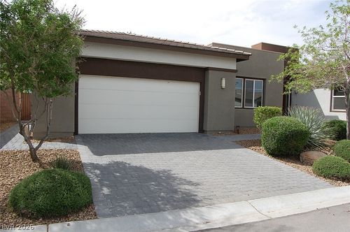 4991 E Beacon Ridge Dr, Pahrump, NV, 89061-7602 | Card Image