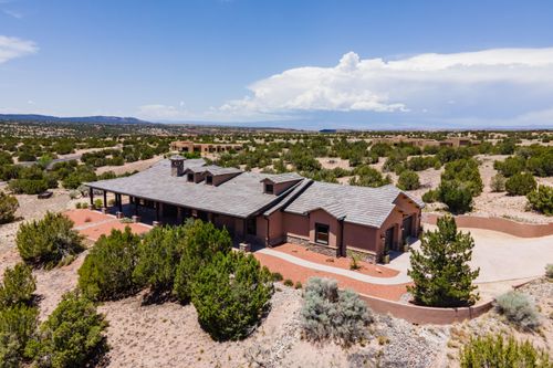 17 Turquoise Dr, Sandia Park, NM, 87047-9508 | Card Image