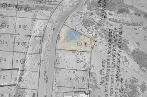 1060 S Firebird Cir E, Pahrump, NV, 89048 | Card Image