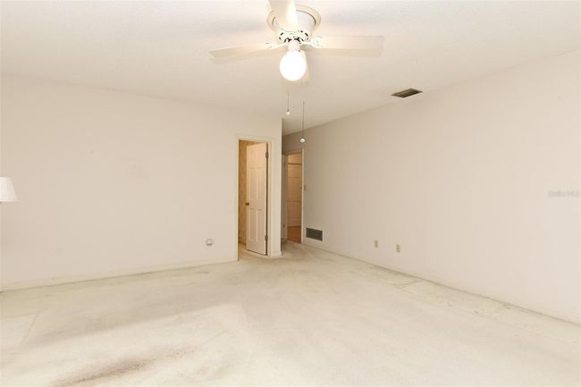 Master Bedroom Pic 3 | Image 9