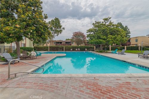 94-1000 W Macarthur Blvd, Santa Ana, CA, 92707-4660 | Card Image