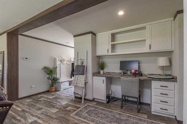 5624 Wickwillow Ln, House other with 3 bedrooms, 2 bathrooms and null parking in Alvin TX | Image 7