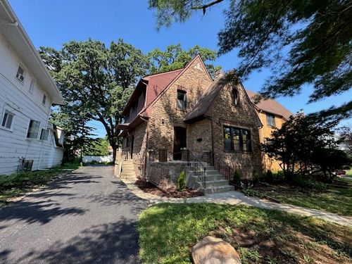3512 Woodside Ave, Brookfield, IL, 60513-1747 | Card Image