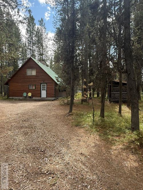 4173 Shoshone Ave, Island Park, ID, 83429 | Card Image
