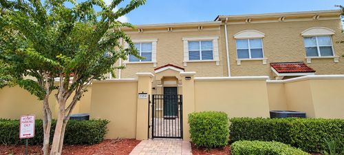 2544 Bella Vista Dr, DAVENPORT, FL, 33897-3676 | Card Image
