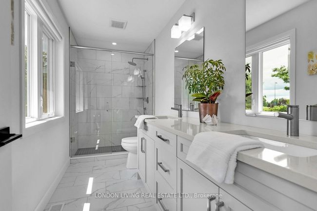 37 - 22701 Adelaide Rd, Condo with 4 bedrooms, 3 bathrooms and 2 parking in Mount Brydges ON | Image 24