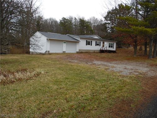 910 Lang Farm Rd, Marietta, OH, 45750-6675 | Card Image