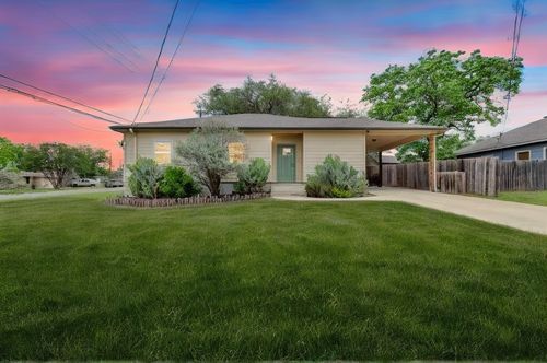 607 5th St, Marble Falls, TX, 78654-5810 | Card Image
