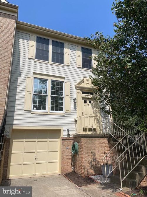 21924 Greentree Ter, STERLING, VA, 20164-7015 | Card Image