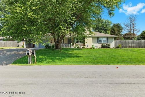 4220 Frances Dr, Bardstown, KY, 40004-8721 | Card Image