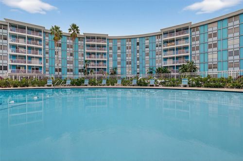 apt-315-3315 58th Ave S, St Petersburg, FL, 33712-4515 | Card Image