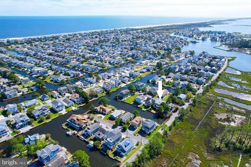 309 W 5th St, SOUTH BETHANY, DE, 19930-9730 | Card Image