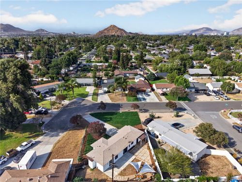4806 Beverly Ct, Riverside, CA, 92506-1922 | Card Image